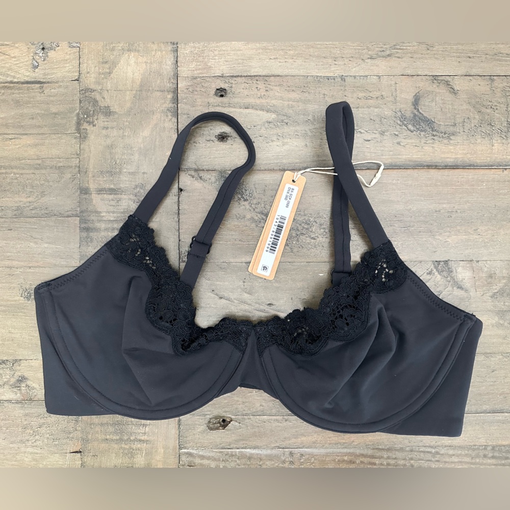 SKIMS Black Lace Trim Bra